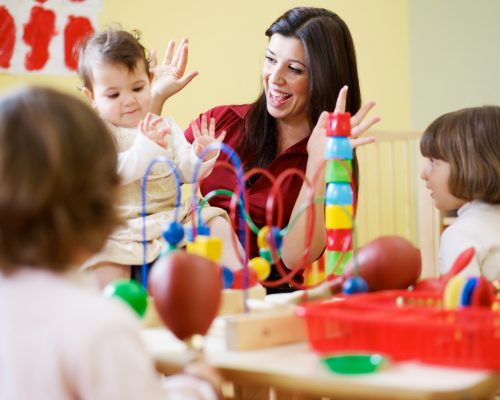 Curso de Auxiliar de Educação Infantil